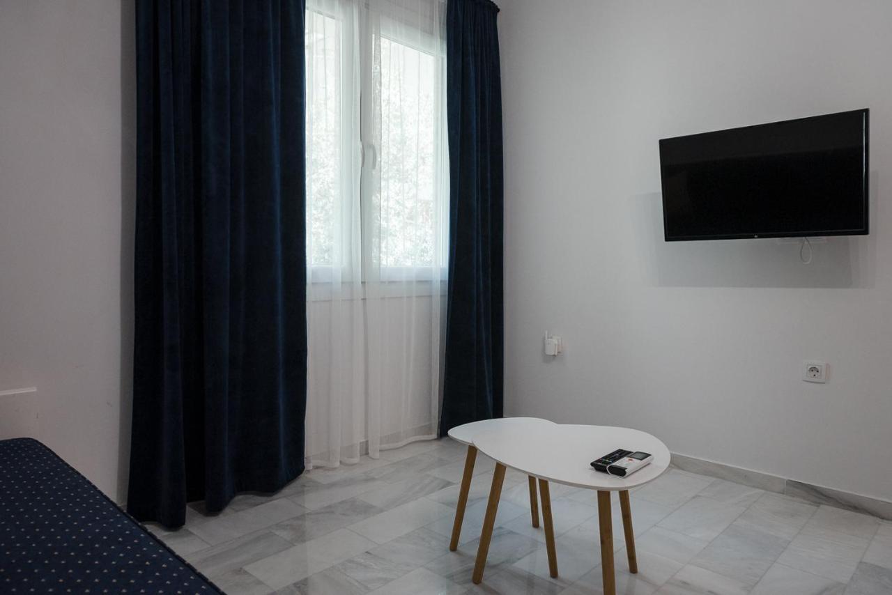 Az Modern Studio Volos Exterior photo