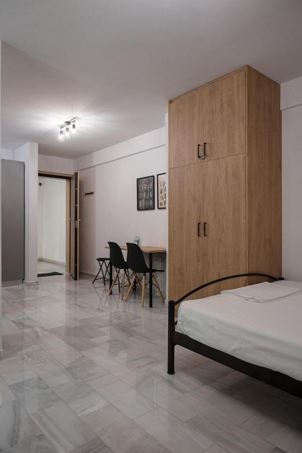 Az Modern Studio Volos Exterior photo