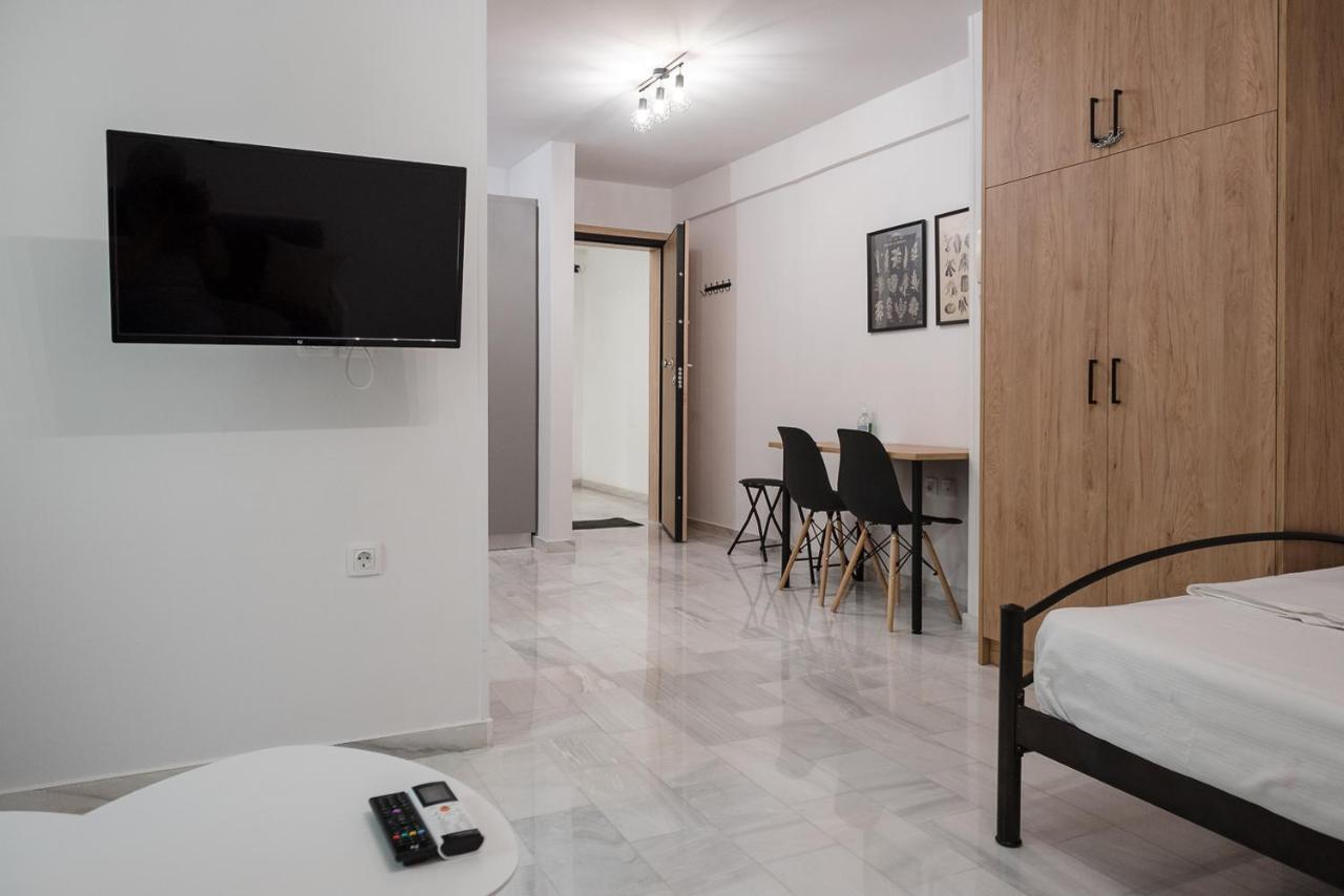 Az Modern Studio Volos Exterior photo